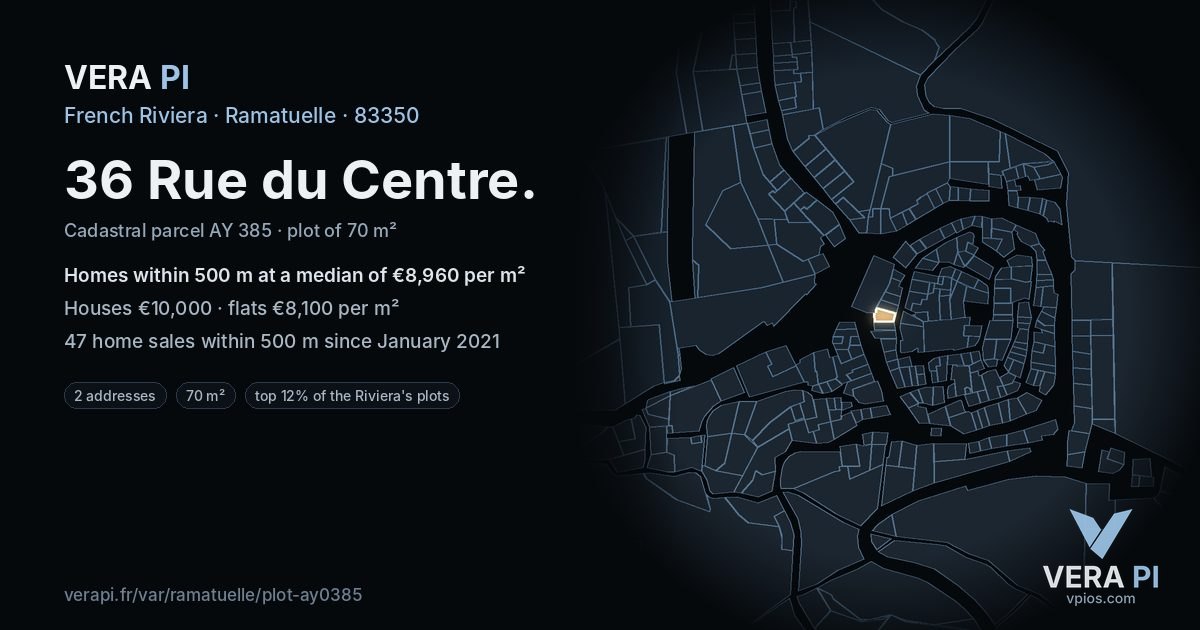 36 Rue du Centre, Ramatuelle at night – the plot lit, the parcels around coloured by the prices near them