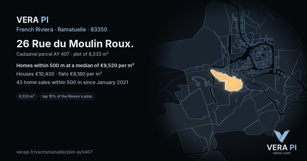 26 Rue du Moulin Roux, Ramatuelle at night – the plot lit, the parcels around coloured by the prices near them