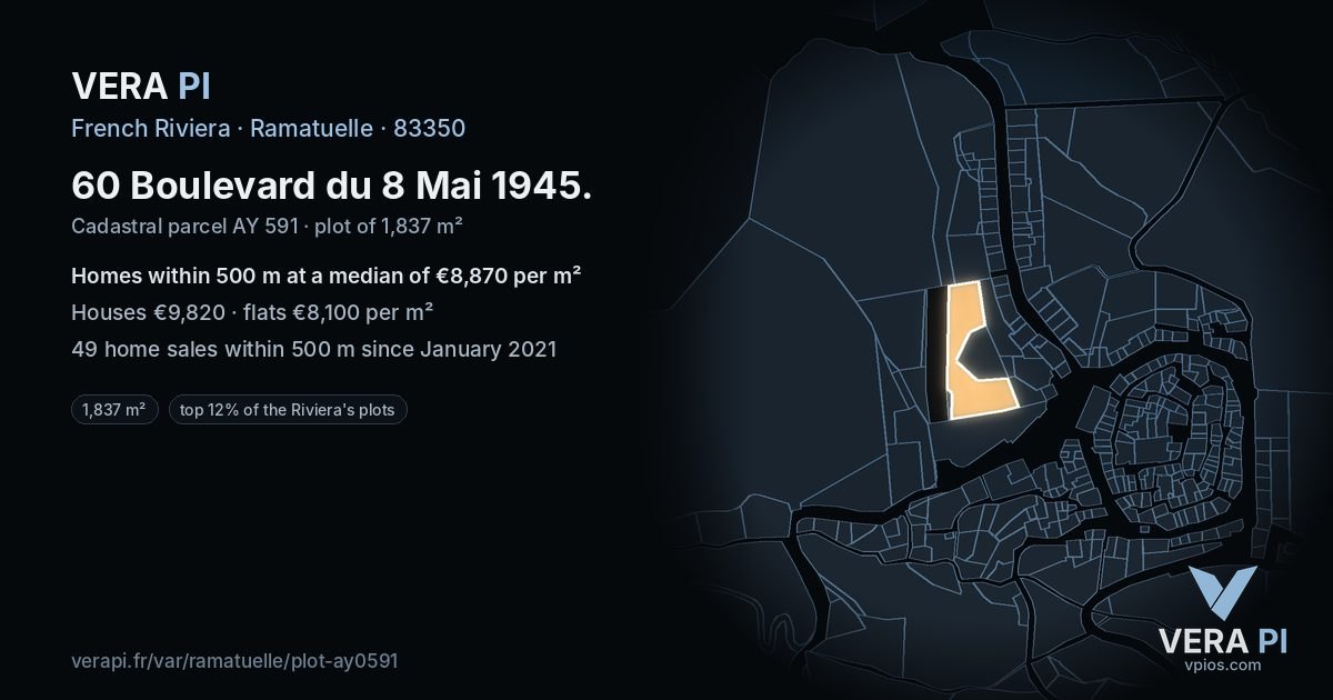 60 Boulevard du 8 Mai 1945, Ramatuelle at night – the plot lit, the parcels around coloured by the prices near them