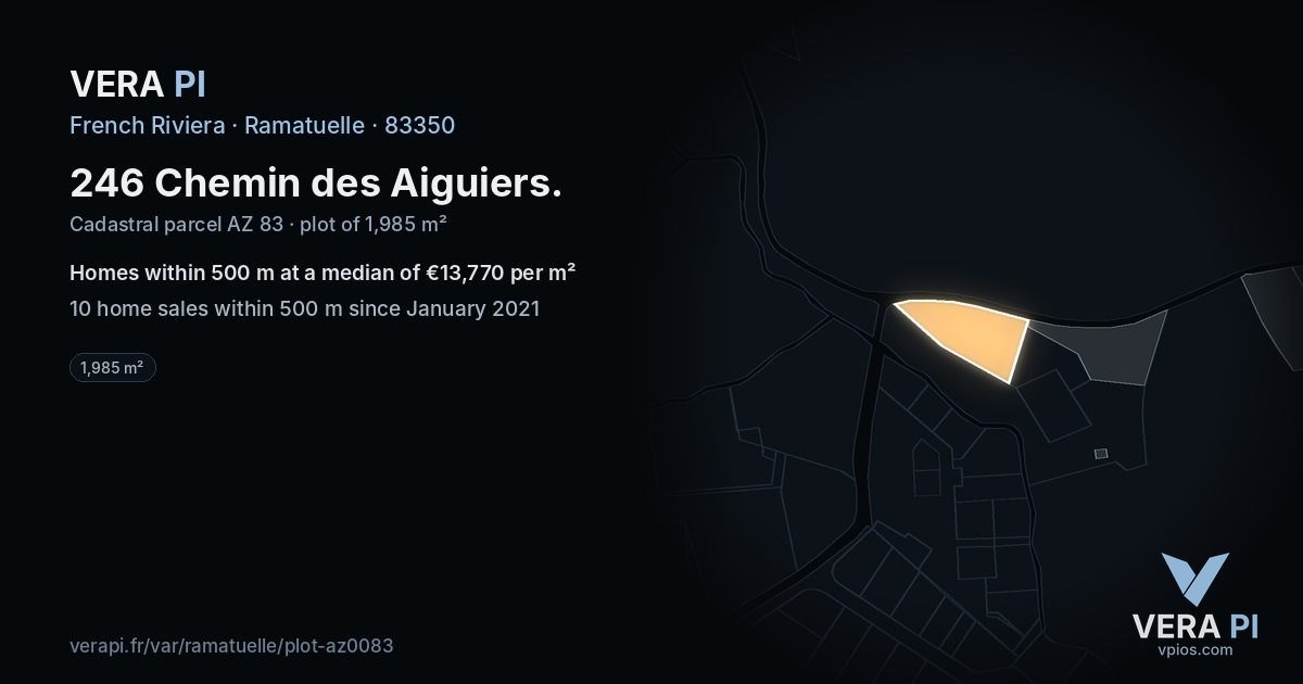 246 Chemin des Aiguiers, Ramatuelle at night – the plot lit, the parcels around coloured by the prices near them
