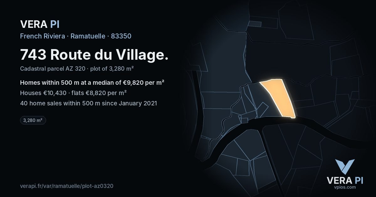 743 Route du Village, Ramatuelle at night – the plot lit, the parcels around coloured by the prices near them