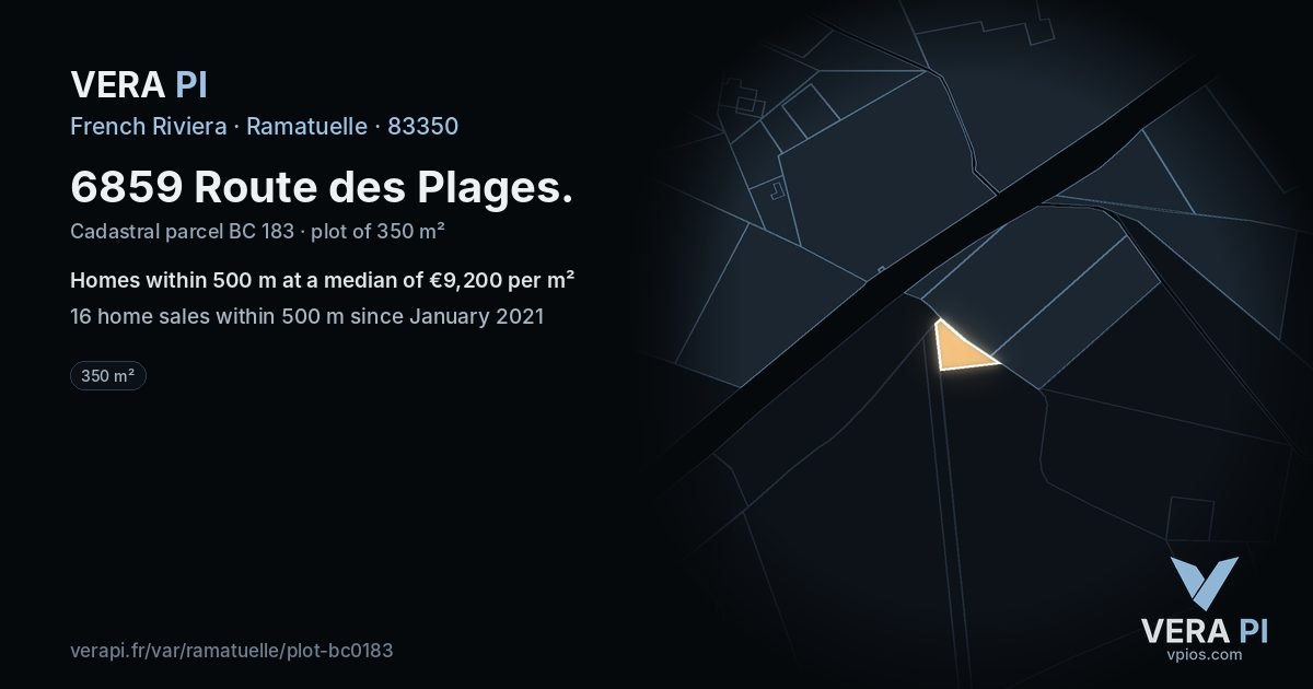 6859 Route des Plages, Ramatuelle at night – the plot lit, the parcels around coloured by the prices near them