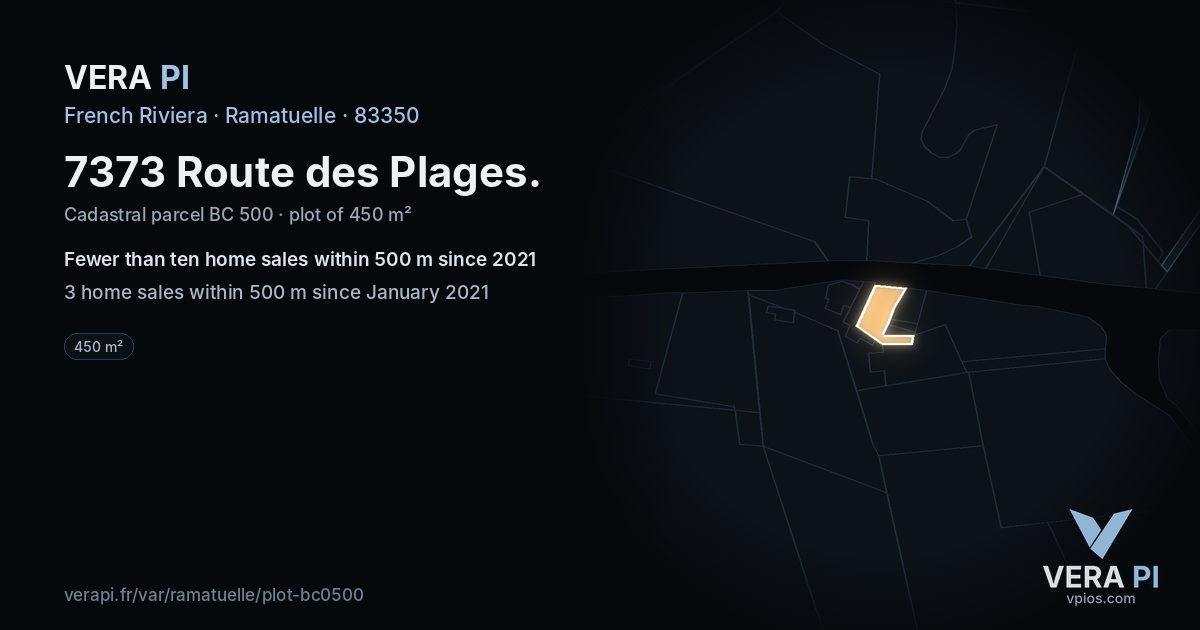 7373 Route des Plages, Ramatuelle at night – the plot lit, the parcels around coloured by the prices near them