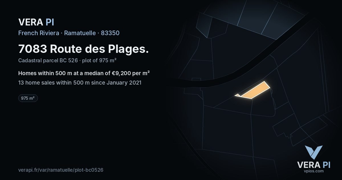7083 Route des Plages, Ramatuelle at night – the plot lit, the parcels around coloured by the prices near them