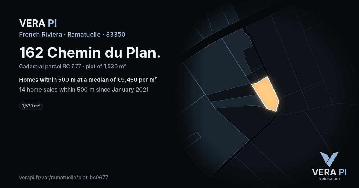 162 Chemin du Plan, Ramatuelle at night – the plot lit, the parcels around coloured by the prices near them