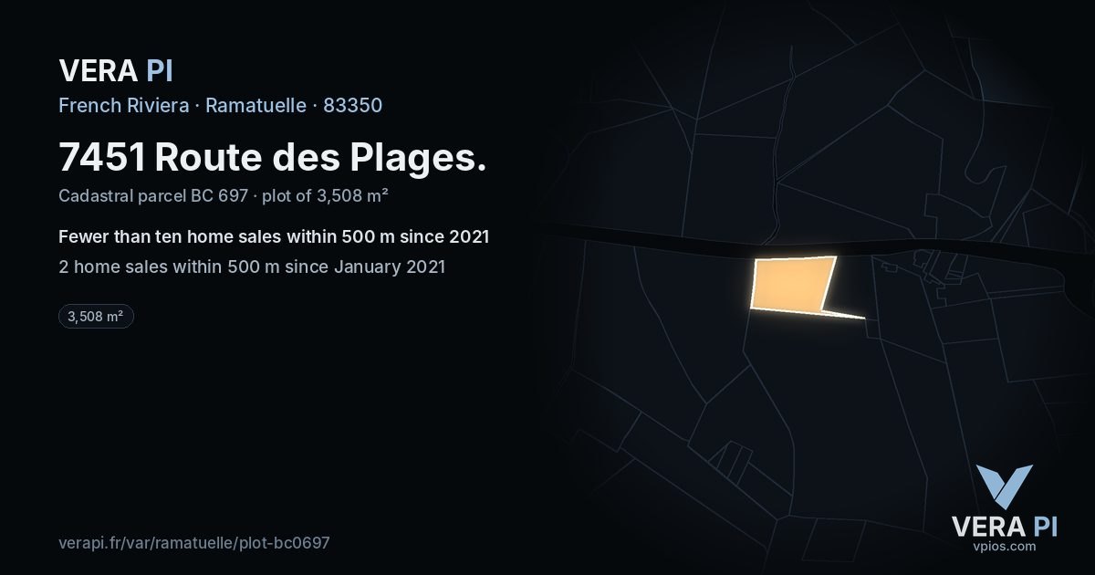 7451 Route des Plages, Ramatuelle at night – the plot lit, the parcels around coloured by the prices near them