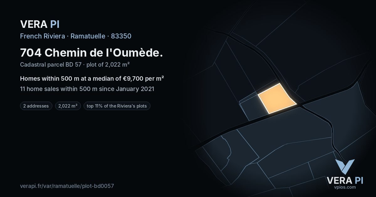 704 Chemin de l'Oumède, Ramatuelle at night – the plot lit, the parcels around coloured by the prices near them