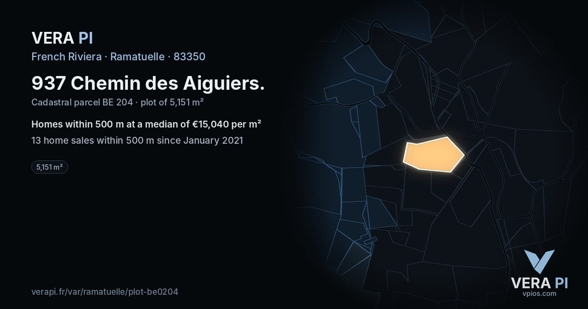 937 Chemin des Aiguiers, Ramatuelle at night – the plot lit, the parcels around coloured by the prices near them