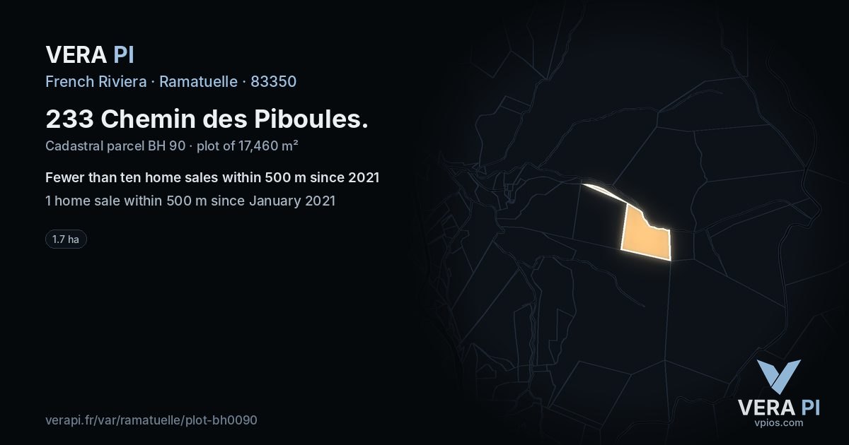 233 Chemin des Piboules, Ramatuelle at night – the plot lit, the parcels around coloured by the prices near them