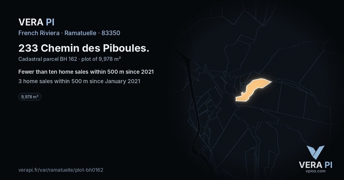 233 Chemin des Piboules, Ramatuelle at night – the plot lit, the parcels around coloured by the prices near them
