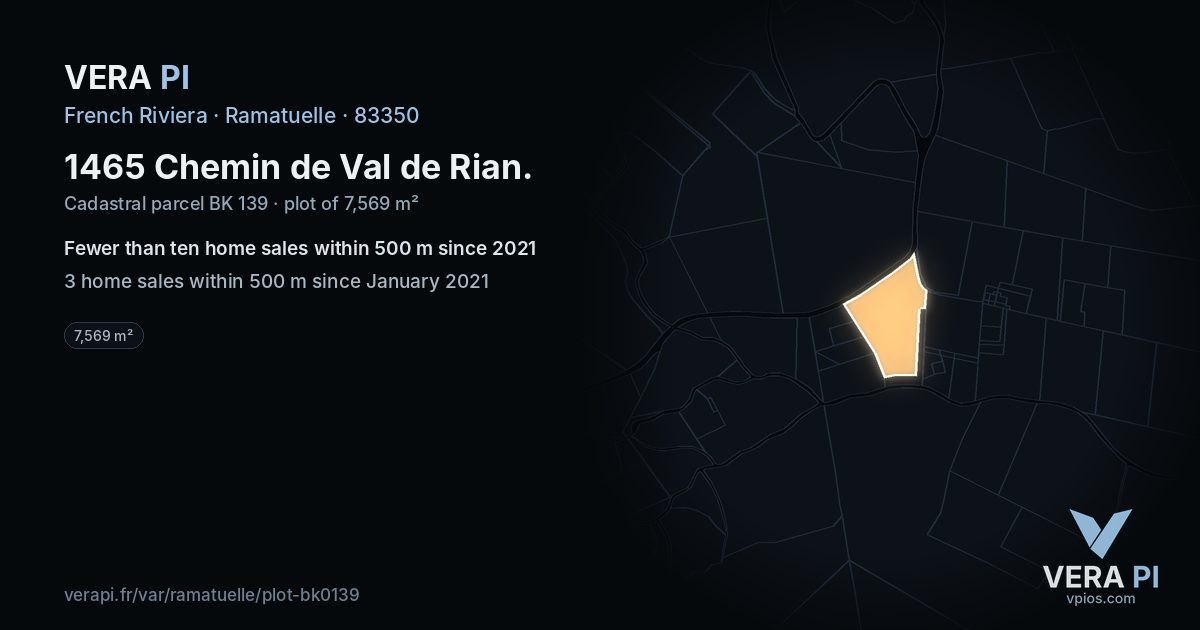 1465 Chemin de Val de Rian, Ramatuelle at night – the plot lit, the parcels around coloured by the prices near them