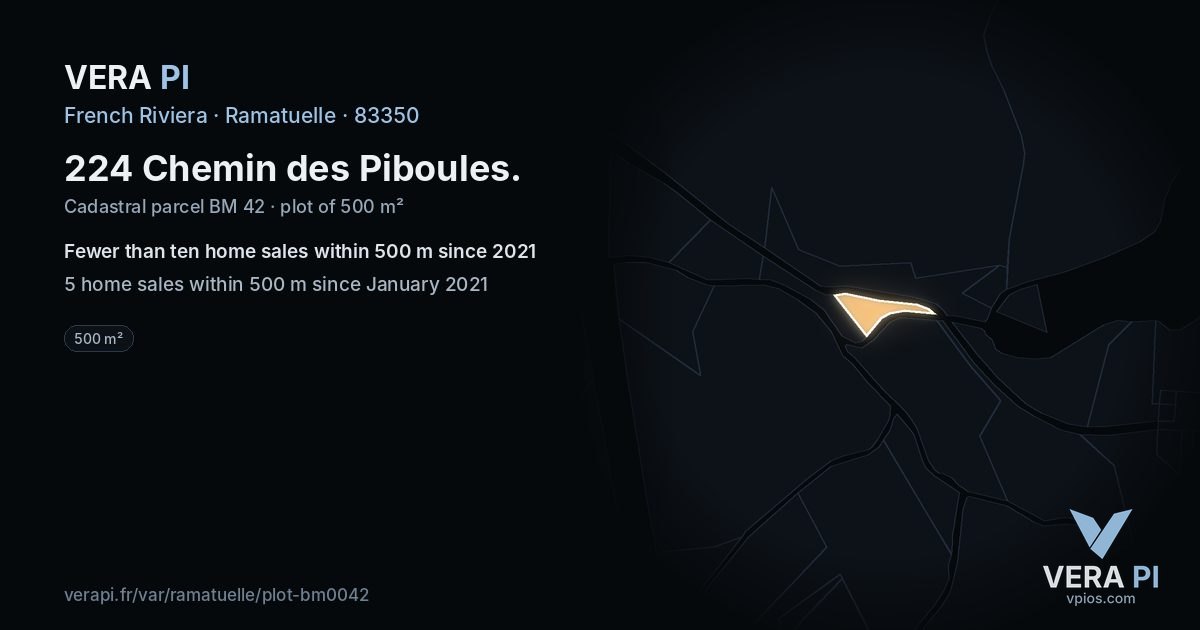 224 Chemin des Piboules, Ramatuelle at night – the plot lit, the parcels around coloured by the prices near them