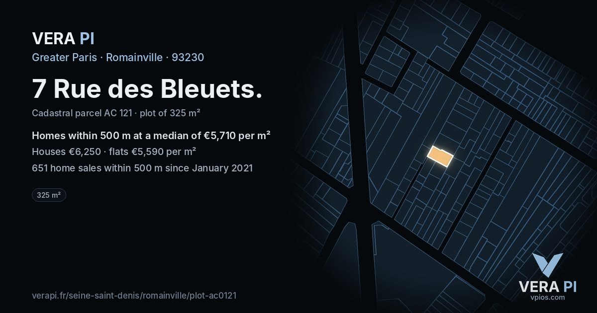 7 Rue des Bleuets, Romainville at night – the plot lit, the parcels around coloured by the prices near them