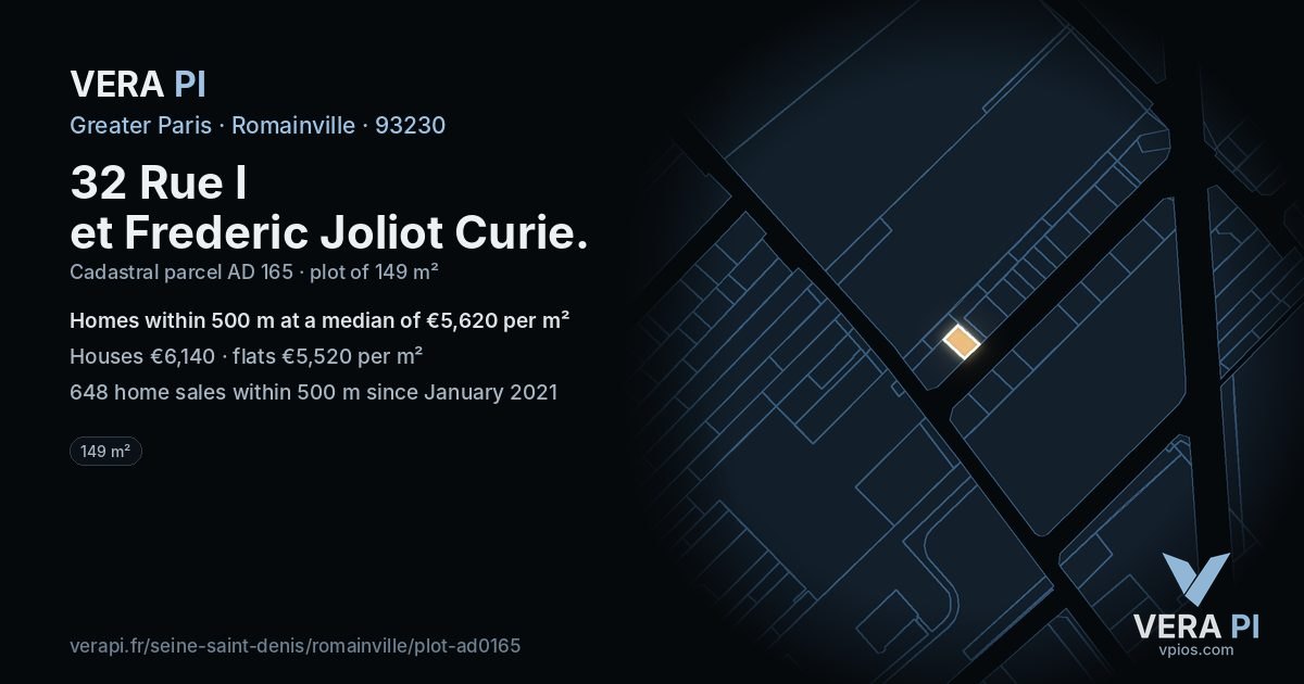 32 Rue I et Frederic Joliot Curie, Romainville at night – the plot lit, the parcels around coloured by the prices near them
