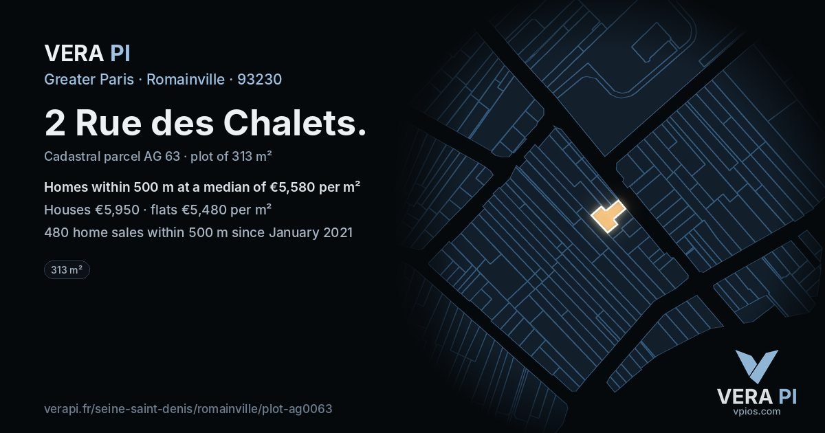 2 Rue des Chalets, Romainville at night – the plot lit, the parcels around coloured by the prices near them