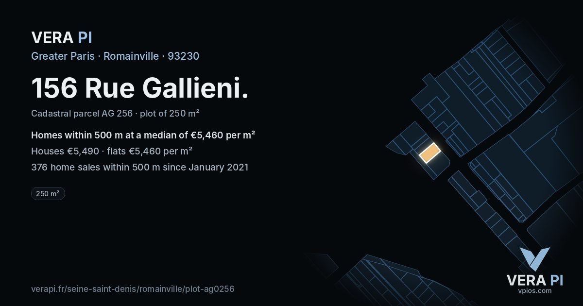 156 Rue Gallieni, Romainville at night – the plot lit, the parcels around coloured by the prices near them