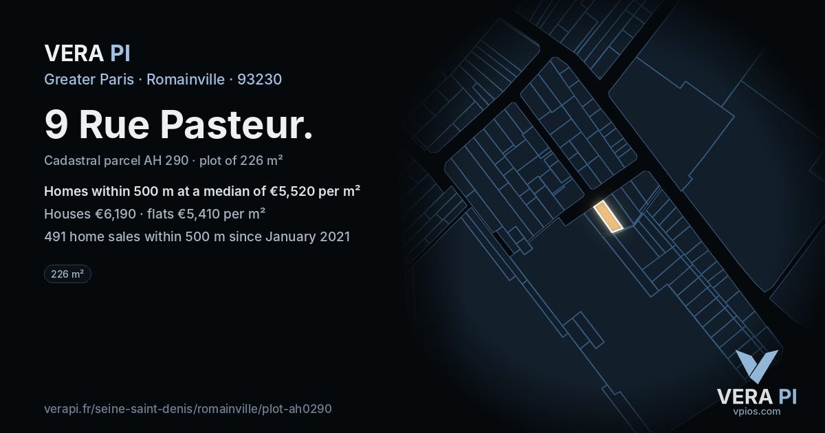 9 Rue Pasteur, Romainville at night – the plot lit, the parcels around coloured by the prices near them