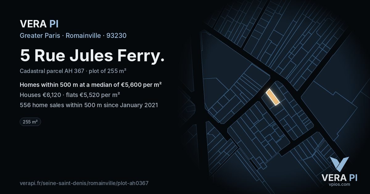5 Rue Jules Ferry, Romainville at night – the plot lit, the parcels around coloured by the prices near them