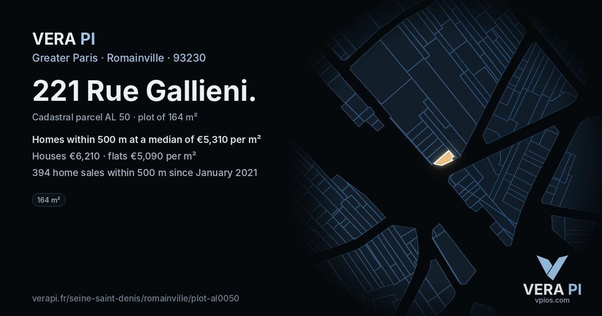 221 Rue Gallieni, Romainville at night – the plot lit, the parcels around coloured by the prices near them