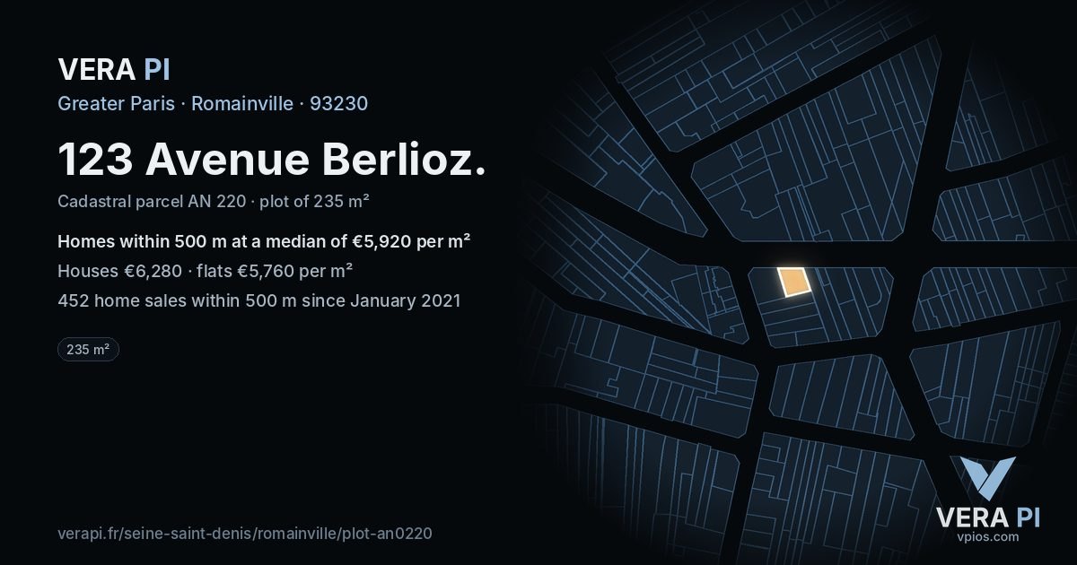 123 Avenue Berlioz, Romainville at night – the plot lit, the parcels around coloured by the prices near them