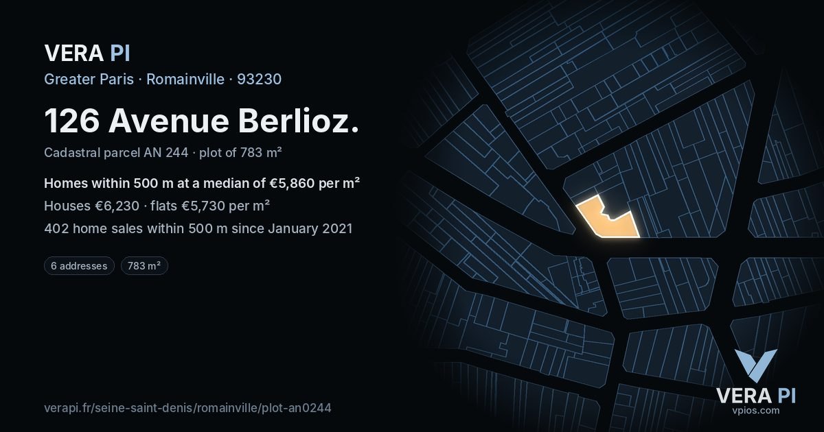 126 Avenue Berlioz, Romainville at night – the plot lit, the parcels around coloured by the prices near them