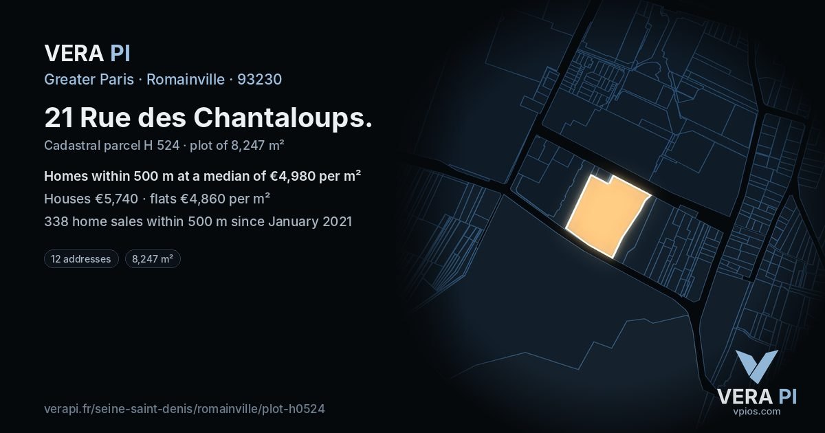 21 Rue des Chantaloups, Romainville at night – the plot lit, the parcels around coloured by the prices near them