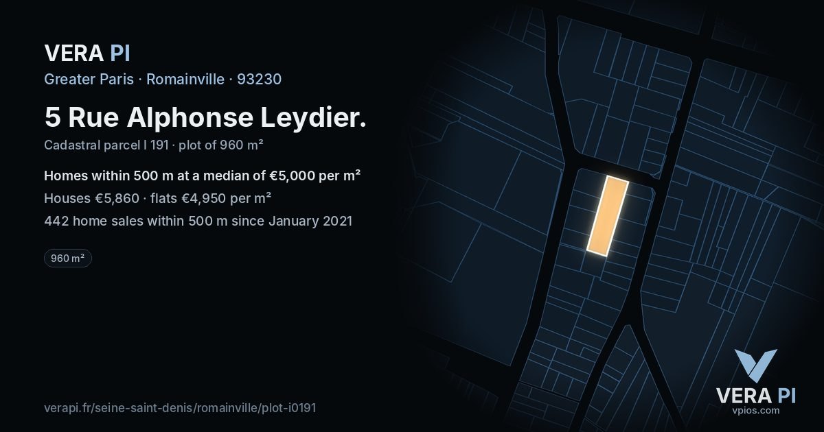 5 Rue Alphonse Leydier, Romainville at night – the plot lit, the parcels around coloured by the prices near them
