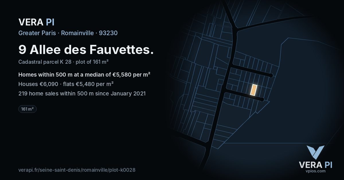 9 Allee des Fauvettes, Romainville at night – the plot lit, the parcels around coloured by the prices near them