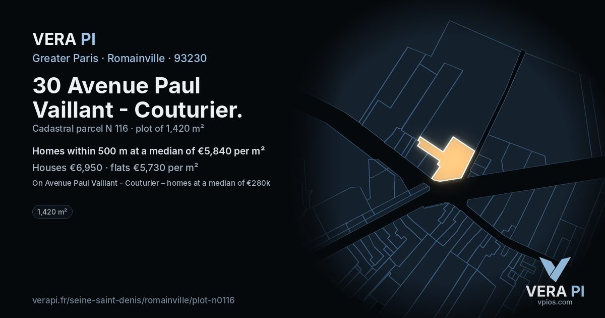 30 Avenue Paul Vaillant - Couturier, Romainville at night – the plot lit, the parcels around coloured by the prices near them