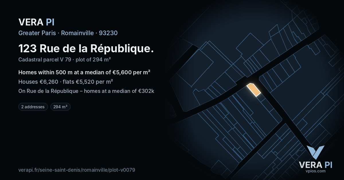 123 Rue de la République, Romainville at night – the plot lit, the parcels around coloured by the prices near them