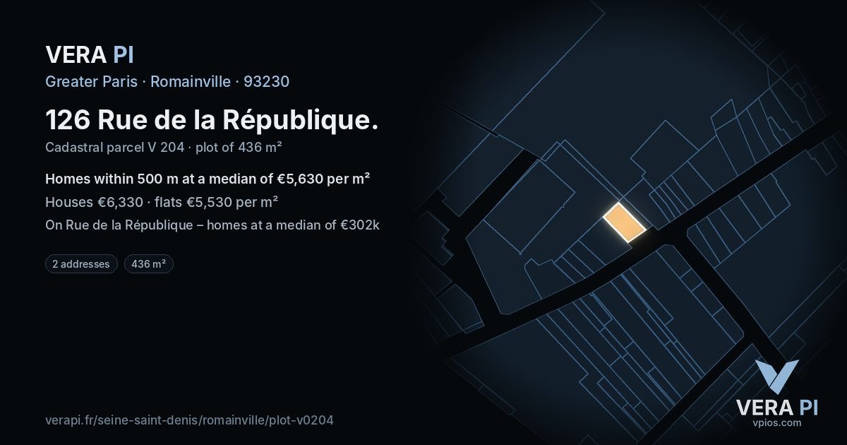 126 Rue de la République, Romainville at night – the plot lit, the parcels around coloured by the prices near them