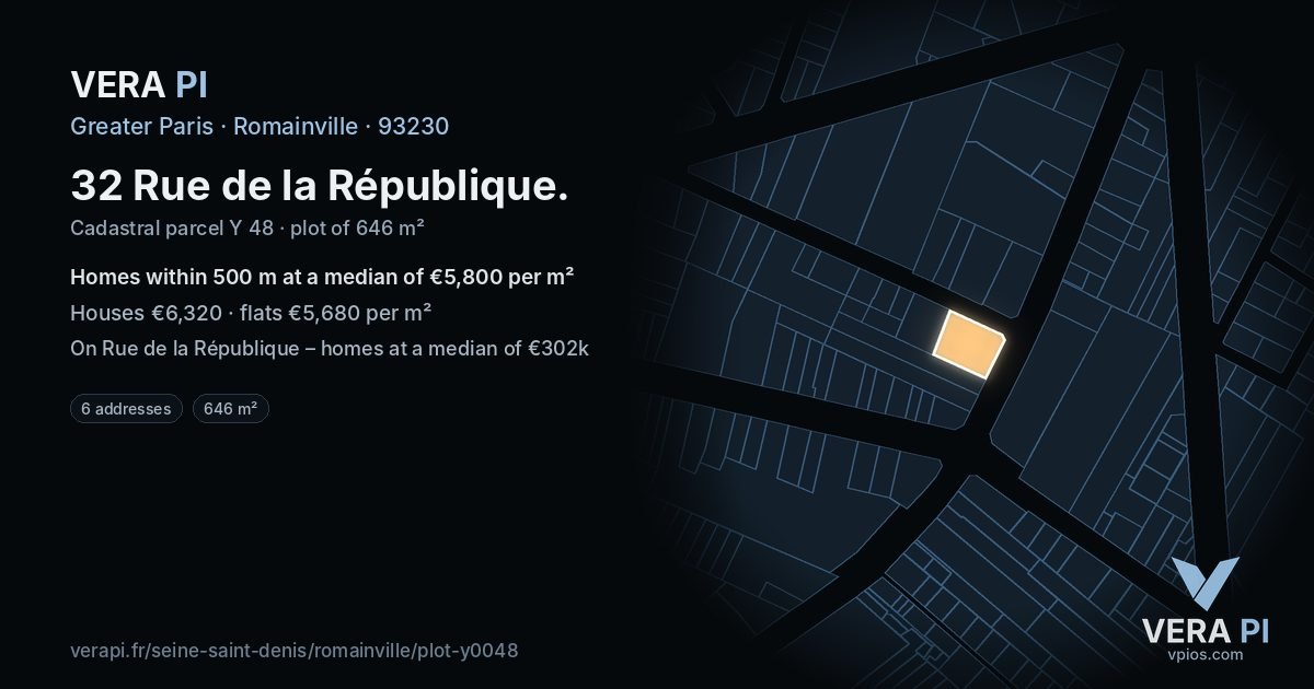 32 Rue de la République, Romainville at night – the plot lit, the parcels around coloured by the prices near them