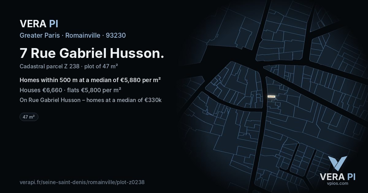7 Rue Gabriel Husson, Romainville at night – the plot lit, the parcels around coloured by the prices near them