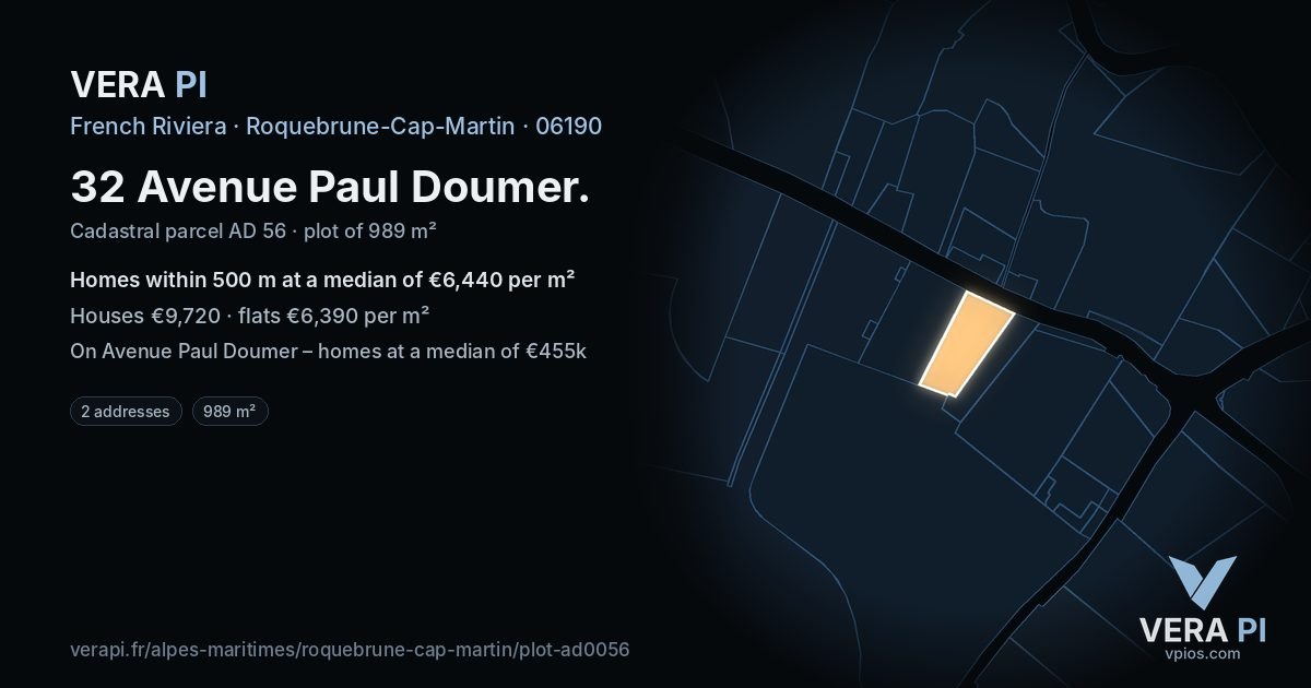 32 Avenue Paul Doumer, Roquebrune-Cap-Martin at night – the plot lit, the parcels around coloured by the prices near them