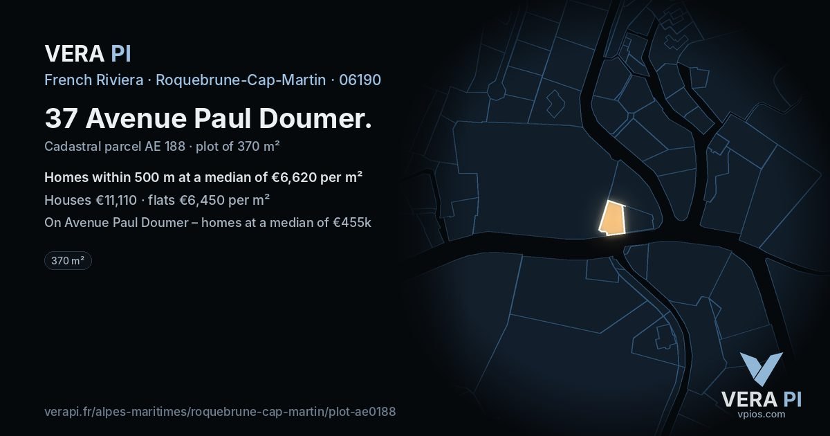 37 Avenue Paul Doumer, Roquebrune-Cap-Martin at night – the plot lit, the parcels around coloured by the prices near them