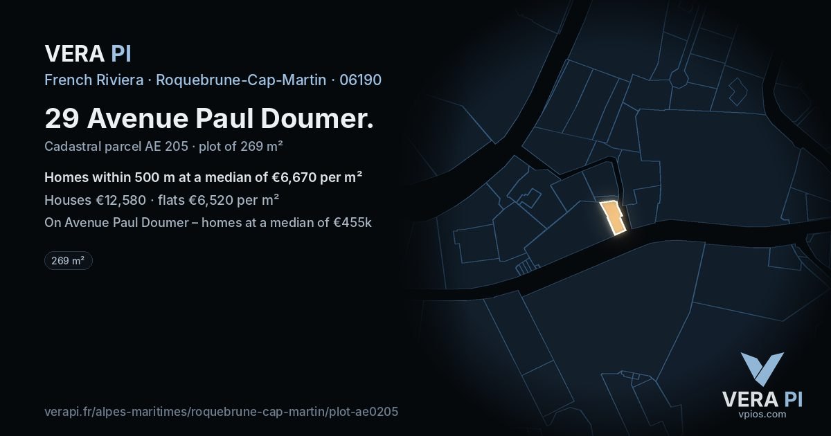 29 Avenue Paul Doumer, Roquebrune-Cap-Martin at night – the plot lit, the parcels around coloured by the prices near them