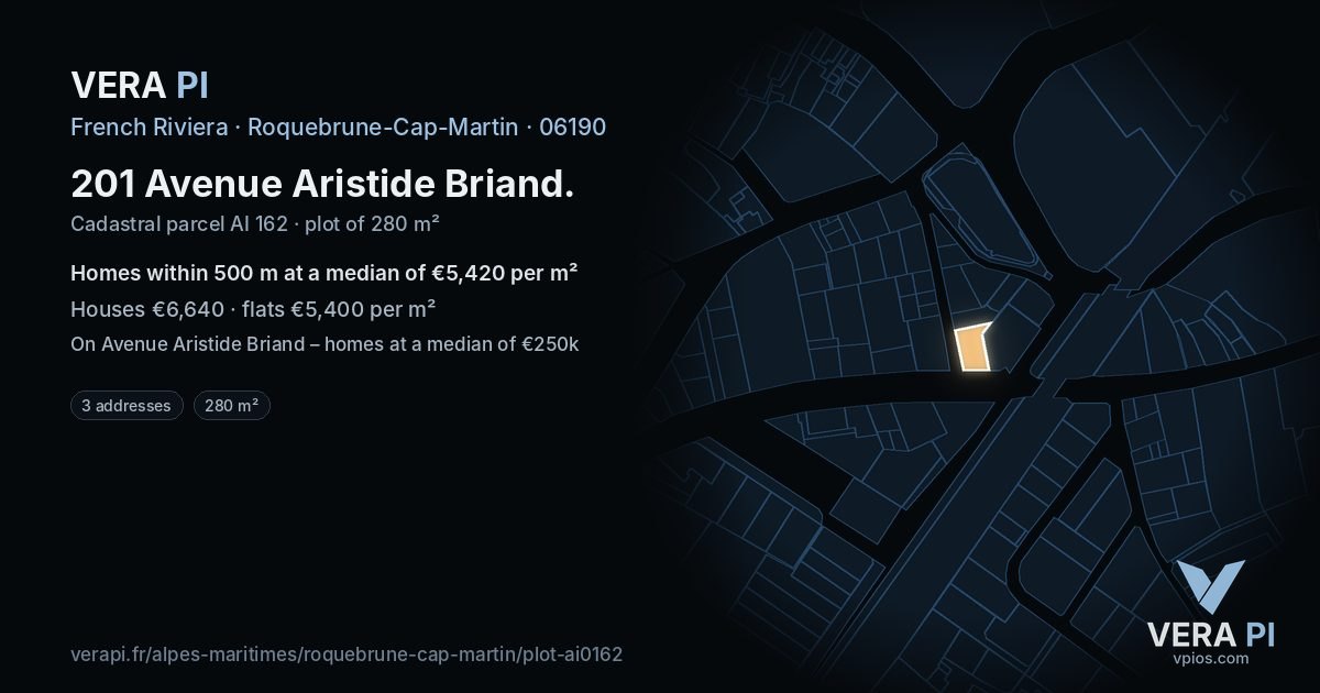 201 Avenue Aristide Briand, Roquebrune-Cap-Martin at night – the plot lit, the parcels around coloured by the prices near them