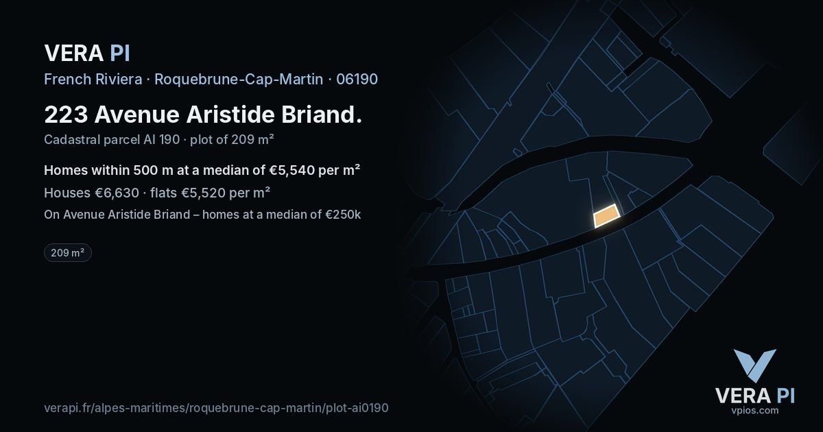 223 Avenue Aristide Briand, Roquebrune-Cap-Martin at night – the plot lit, the parcels around coloured by the prices near them