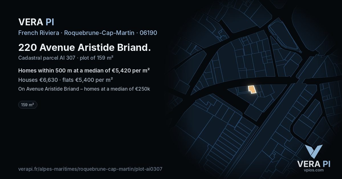 220 Avenue Aristide Briand, Roquebrune-Cap-Martin at night – the plot lit, the parcels around coloured by the prices near them