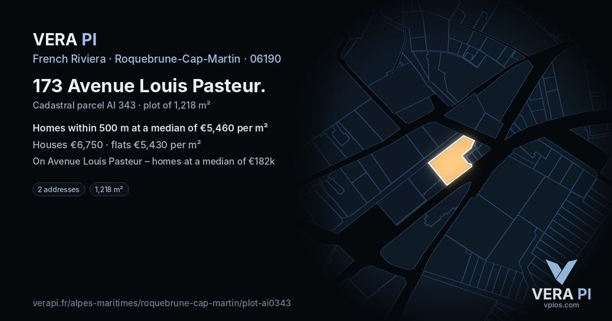 173 Avenue Louis Pasteur, Roquebrune-Cap-Martin at night – the plot lit, the parcels around coloured by the prices near them