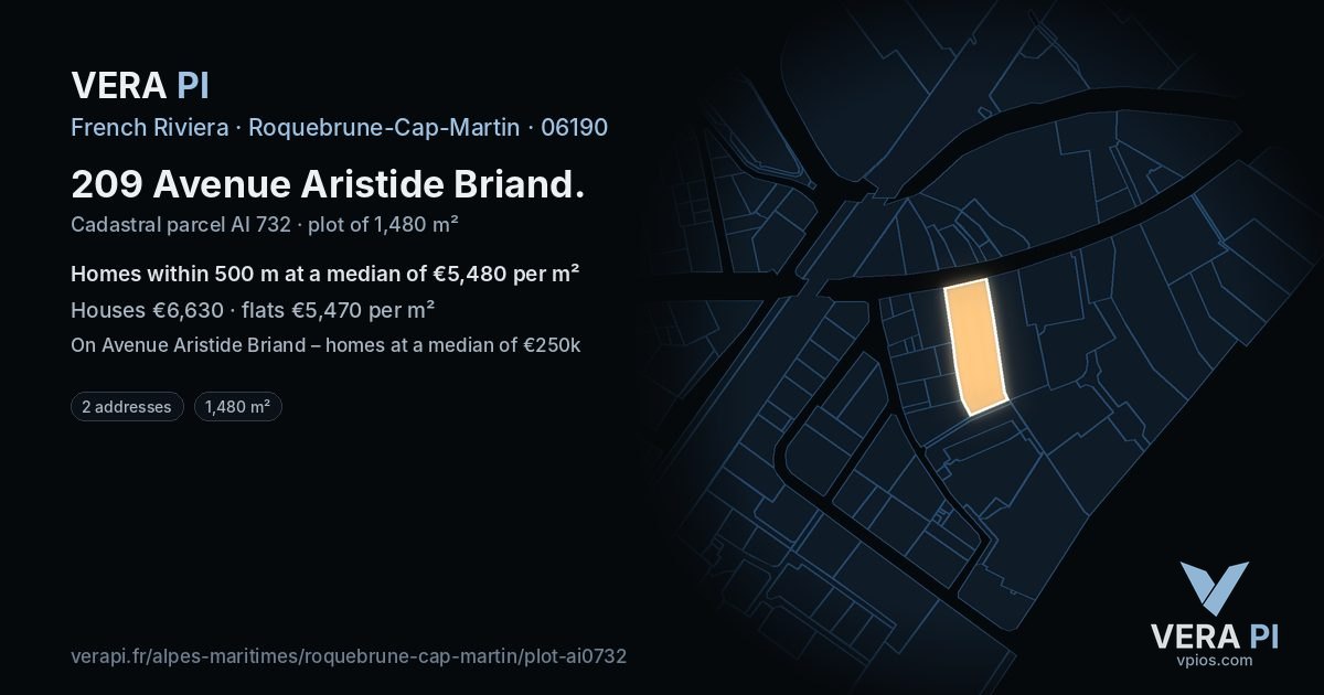 209 Avenue Aristide Briand, Roquebrune-Cap-Martin at night – the plot lit, the parcels around coloured by the prices near them