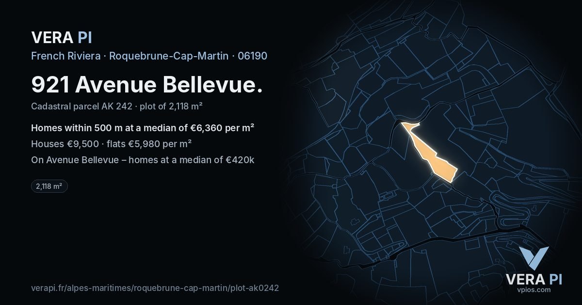 921 Avenue Bellevue, Roquebrune-Cap-Martin at night – the plot lit, the parcels around coloured by the prices near them