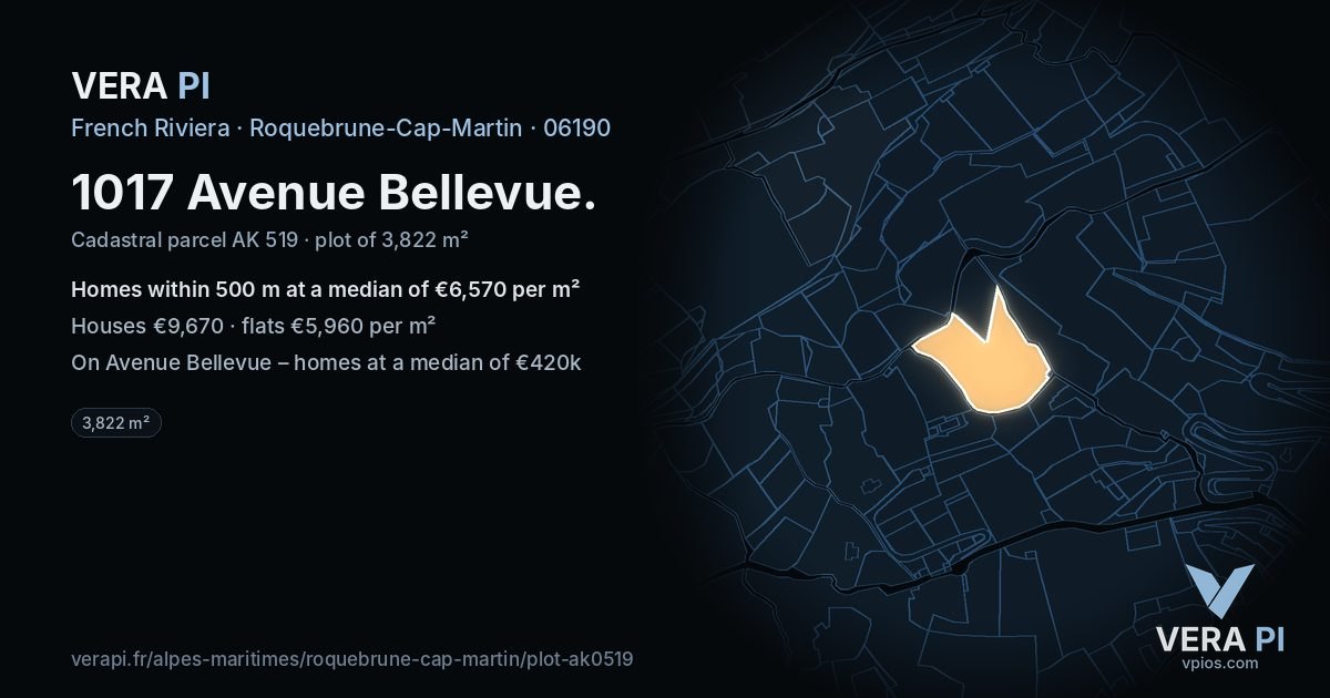 1017 Avenue Bellevue, Roquebrune-Cap-Martin at night – the plot lit, the parcels around coloured by the prices near them