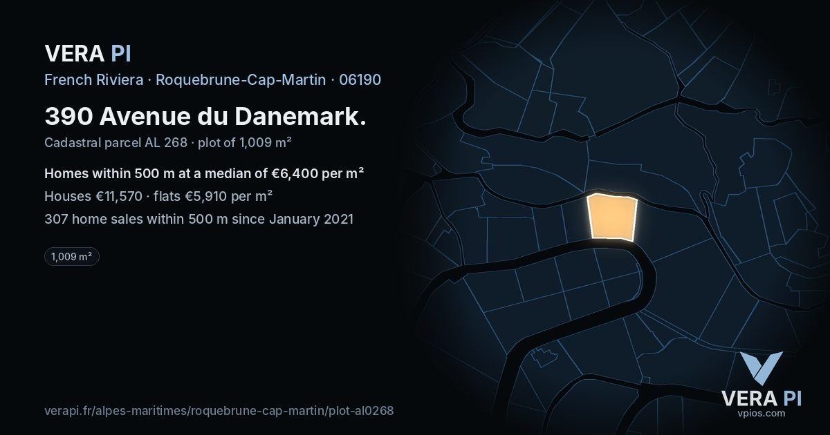 390 Avenue du Danemark, Roquebrune-Cap-Martin at night – the plot lit, the parcels around coloured by the prices near them