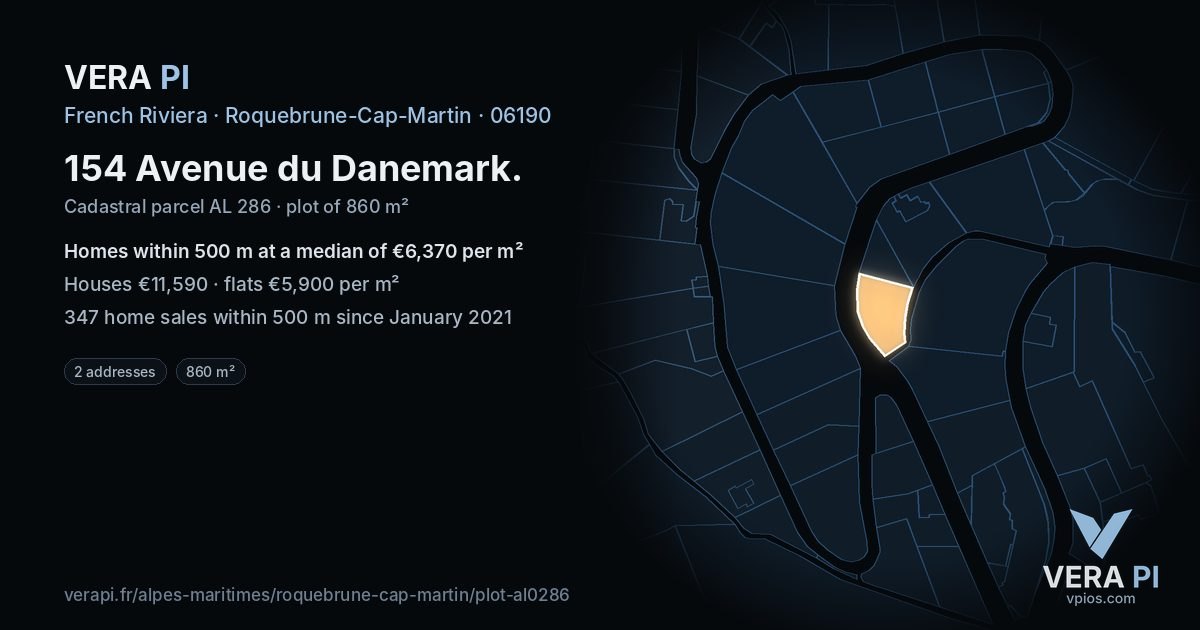 154 Avenue du Danemark, Roquebrune-Cap-Martin at night – the plot lit, the parcels around coloured by the prices near them