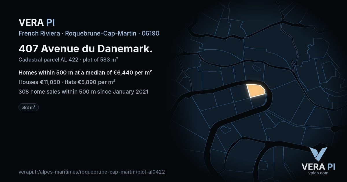 407 Avenue du Danemark, Roquebrune-Cap-Martin at night – the plot lit, the parcels around coloured by the prices near them