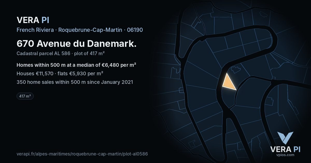 670 Avenue du Danemark, Roquebrune-Cap-Martin at night – the plot lit, the parcels around coloured by the prices near them