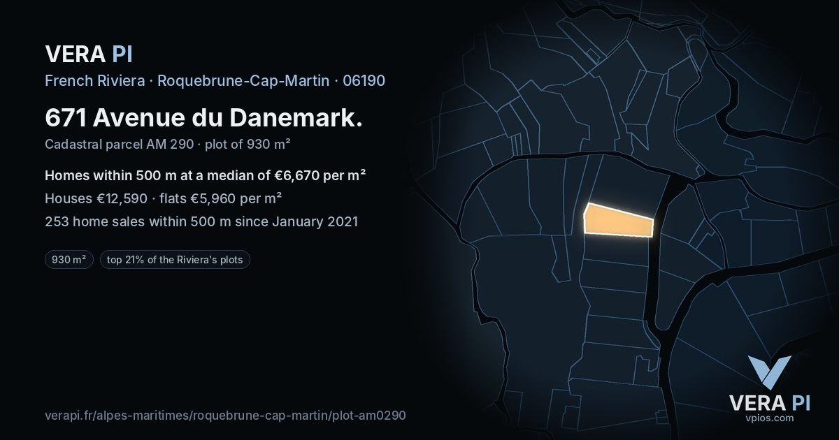 671 Avenue du Danemark, Roquebrune-Cap-Martin at night – the plot lit, the parcels around coloured by the prices near them