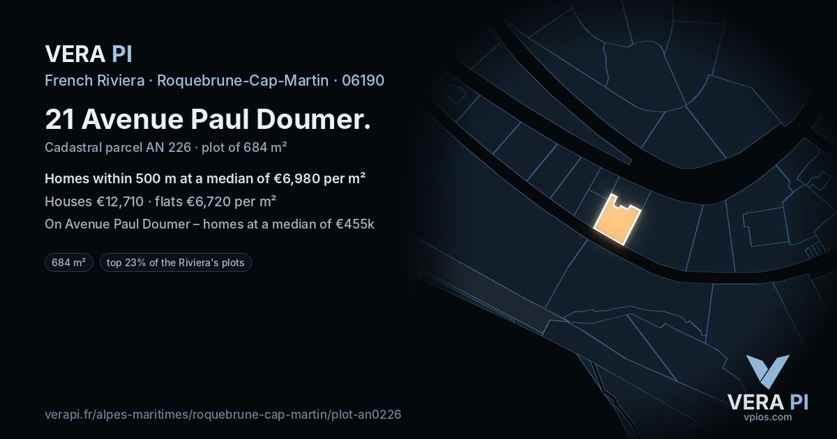 21 Avenue Paul Doumer, Roquebrune-Cap-Martin at night – the plot lit, the parcels around coloured by the prices near them