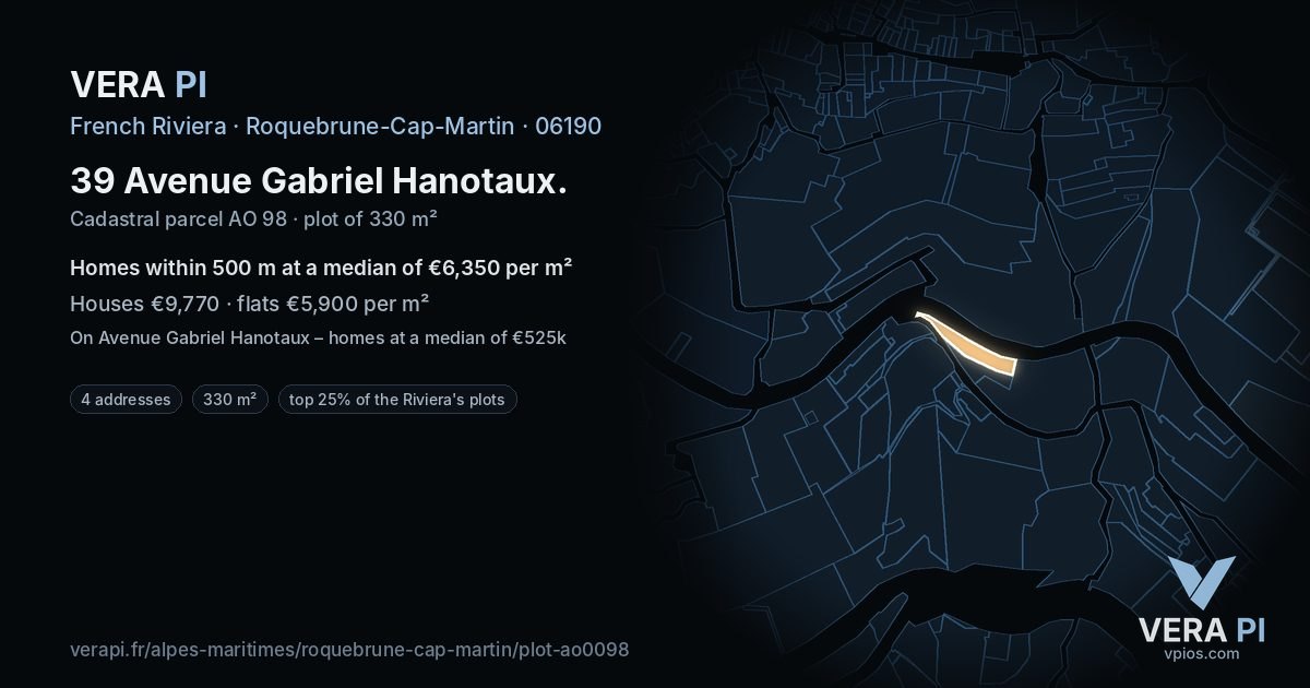 39 Avenue Gabriel Hanotaux, Roquebrune-Cap-Martin at night – the plot lit, the parcels around coloured by the prices near them